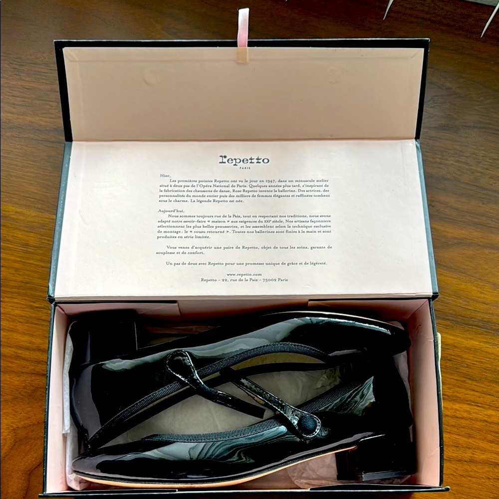 Repetto Black Patent leather Mary Jane-style heels in black